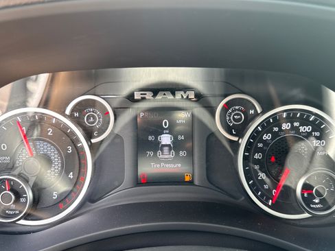 Used 2026 RAM 2500 Tradesman AWD/4WD image 28