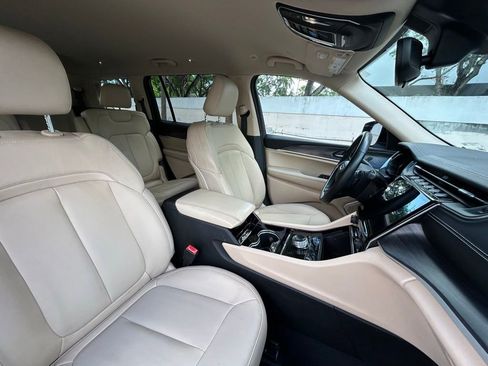 Used 2022 Jeep Grand Cherokee L Limited RWD image 34