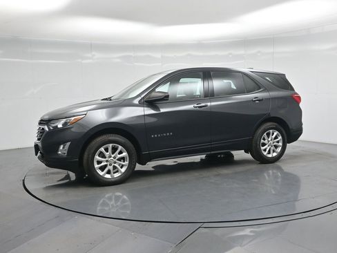 Used 2019 Chevrolet Equinox LS image 30