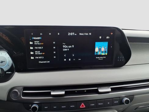 Used 2024 Hyundai Palisade SEL image 25