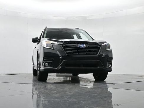Used 2024 Subaru Forester Premium AWD/4WD image 38