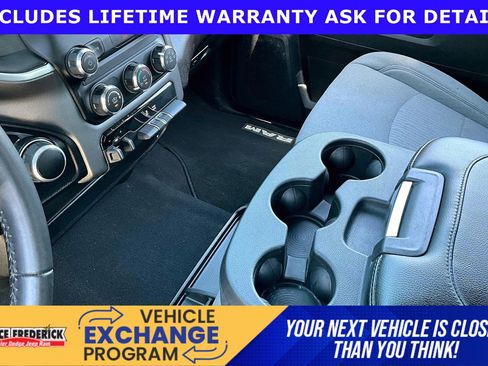 Used 2024 RAM 2500 Big Horn AWD/4WD image 14