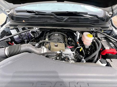 New 2024 RAM 3500 Tradesman AWD/4WD image 10