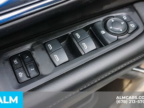 Used 2024 Chevrolet Suburban LT image 50