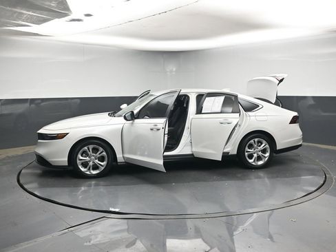 Used 2023 Honda Accord LX image 42