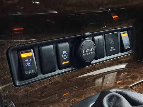 Used 2017 INFINITI QX80 4WD w/ Driver Assistance Package image 24