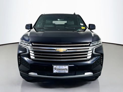 Used 2021 Chevrolet Suburban High Country w/ Premium Package image 2