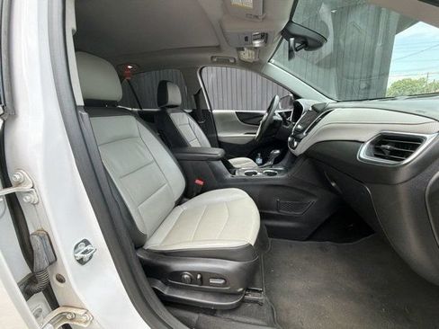 Used 2018 Chevrolet Equinox Premier FWD image 19