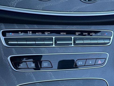 Used 2023 Mercedes-Benz E 450 Cabriolet image 24