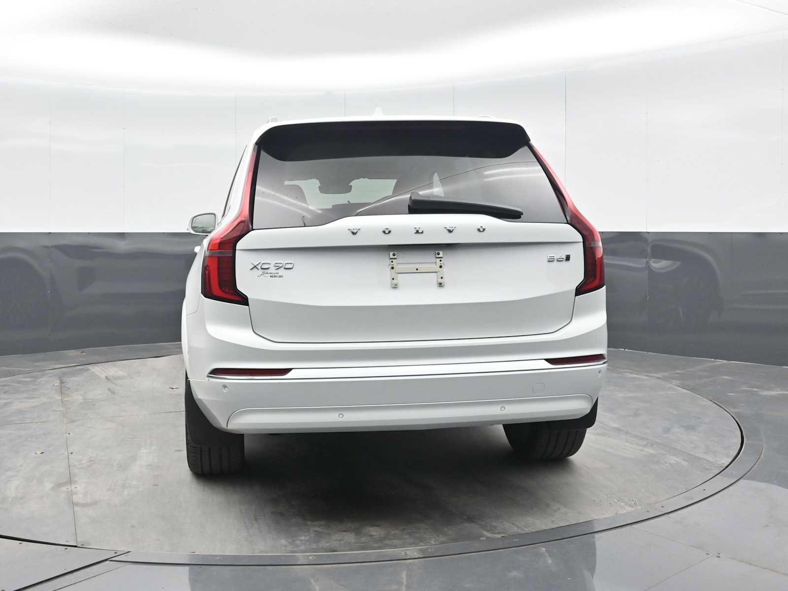 Used 2026 Volvo XC90 B6 Ultra w/ Protection Package AWD/4WD image 11