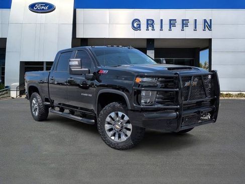 Used 2025 Chevrolet Silverado 2500 Custom w/ Custom Value Package AWD/4WD image 1