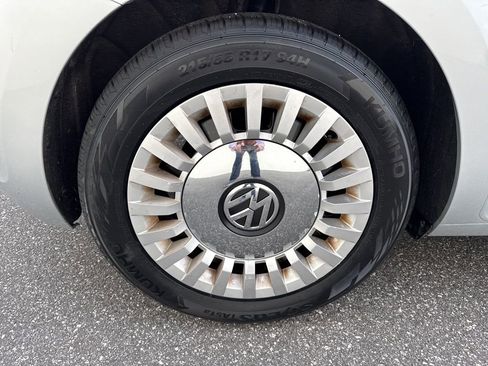 Used 2016 Volkswagen Beetle 1.8T S image 9