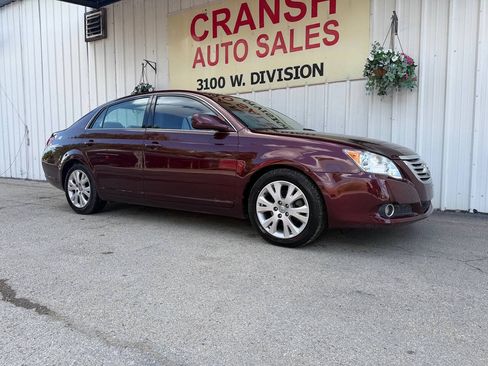 Used 2008 Toyota Avalon XLS FWD image 2