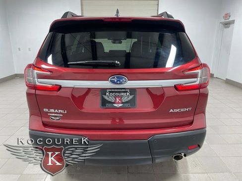 Used 2023 Subaru Ascent Premium w/ Convenience Package image 5