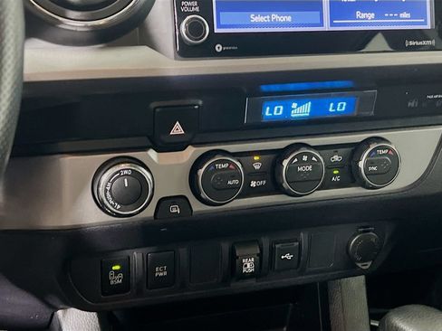 Certified 2021 Toyota Tacoma SR5 w/ Trail Edition AWD/4WD image 14