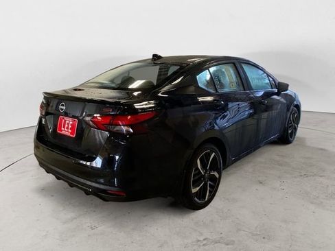 New 2025 Nissan Versa SR w/ Trunk Package FWD image 5