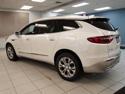 Used 2018 Buick Enclave Avenir w/ Avenir Technology Package image 8
