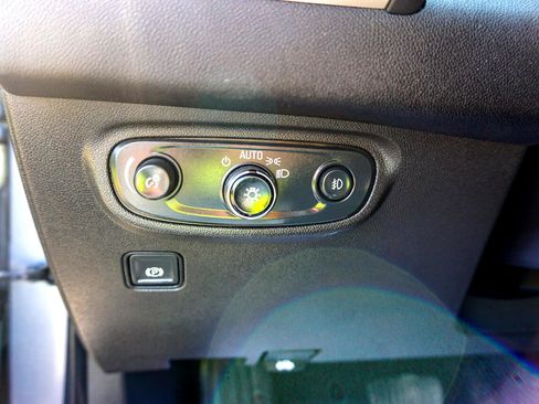 Used 2020 GMC Terrain Denali image 21