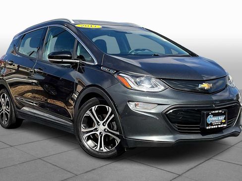 Used 2017 Chevrolet Bolt Premier w/ Driver Confidence II Package image 2