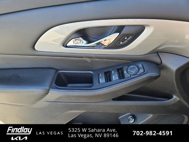 Used 2020 Chevrolet Traverse LT FWD image 23