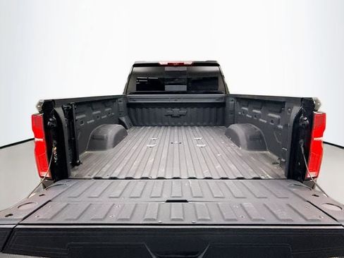 Used 2025 Chevrolet Silverado 2500 High Country w/ Technology Package AWD/4WD image 31