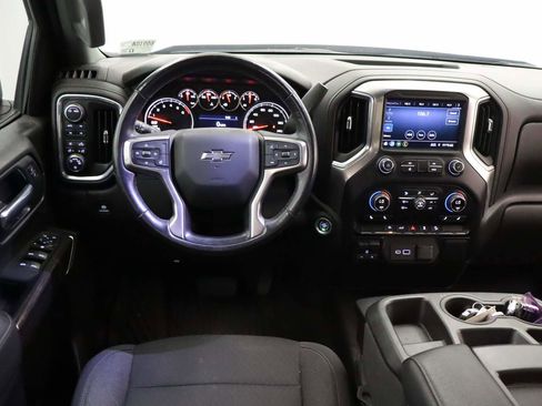 Used 2021 Chevrolet Silverado 1500 RST image 4