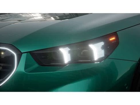 New 2026 BMW M5 w/ Executive Package image 6