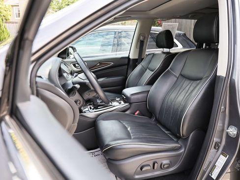 Used 2019 INFINITI QX60 Luxe w/ Sensory Package AWD/4WD image 21