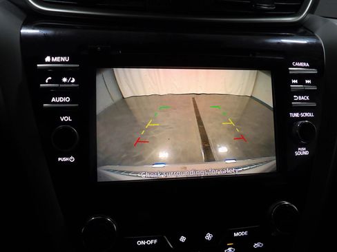 Used 2020 Nissan Murano S w/ Technology Package AWD/4WD image 19