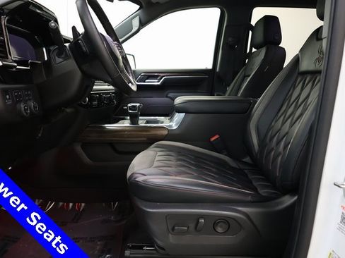 Used 2025 Chevrolet Silverado 1500 RST image 34