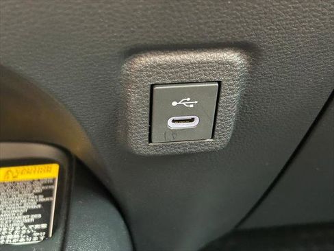 Certified 2025 Toyota Corolla SE image 26