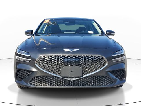 Used 2023 Genesis G70 2.0T image 2
