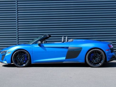 Used 2022 Audi R8 V10 performance w/ R8 Performance Design Package image 2