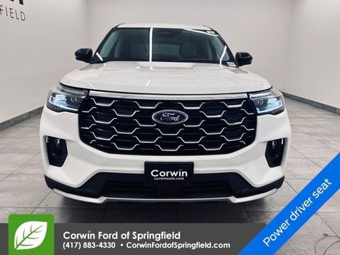 New 2026 Ford Explorer Platinum w/ LUX Leather Package image 8