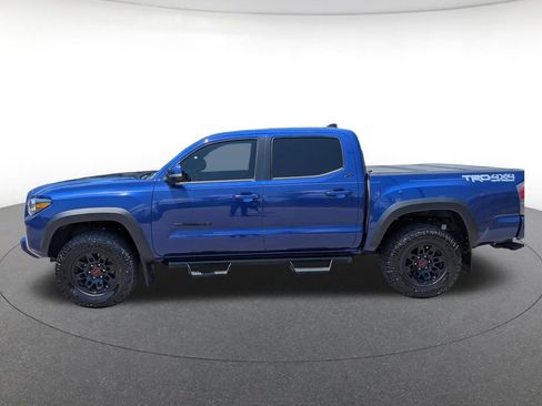 Used 2023 Toyota Tacoma TRD Off-Road w/ TRD Premium Off Road Package AWD/4WD image 3