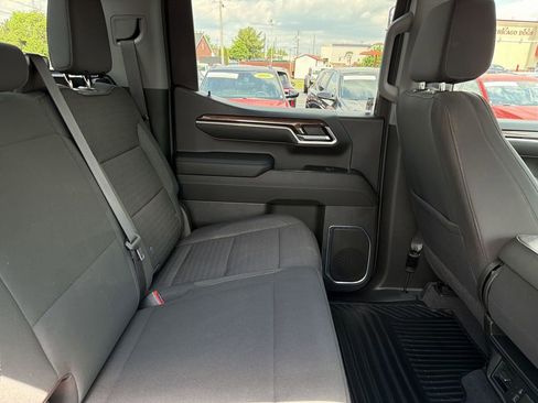 Used 2023 Chevrolet Silverado 1500 LT AWD/4WD image 14