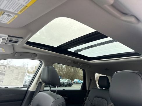 New 2026 Nissan Pathfinder Platinum FWD image 21