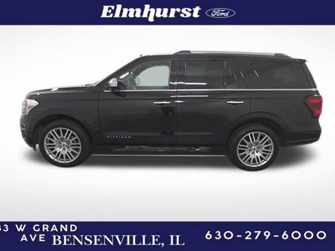 Used 2024 Ford Expedition Platinum image 2