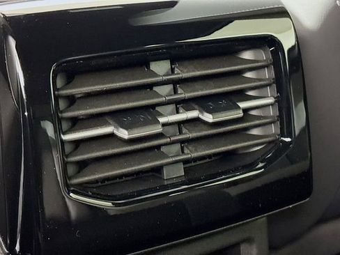 New 2026 Volkswagen ID.4 Pro image 24