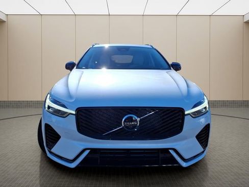 New 2026 Volvo XC60 T8 Ultra w/ Protection Package Premier AWD/4WD image 4