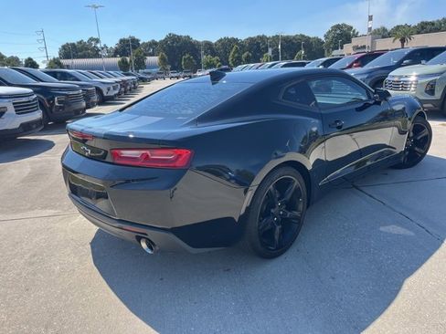 Used 2018 Chevrolet Camaro LT image 6
