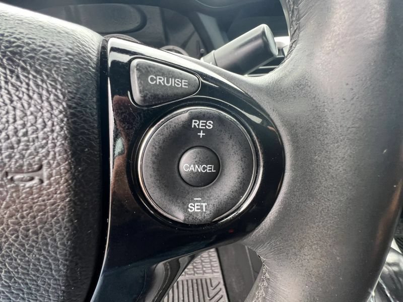 Used 2017 Honda Accord EX-L image 34