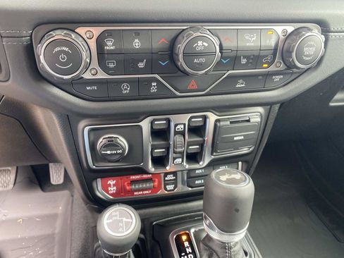 New 2026 Jeep Wrangler Rubicon image 15