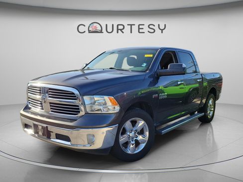 Used 2017 RAM 1500 Big Horn RWD image 1
