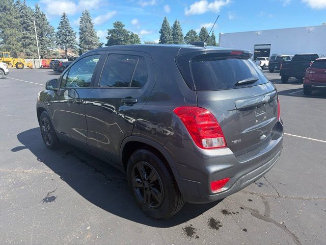 Used 2019 Chevrolet Trax LS w/ Tint and Cruise Package FWD image 8