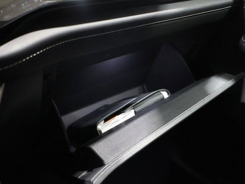 Used 2024 Volkswagen Atlas SE image 29