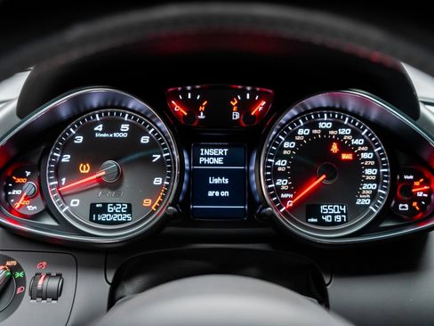 Used 2011 Audi R8 V8 image 48