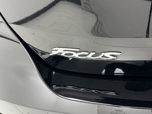 Used 2017 Ford Focus RS image 32