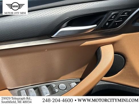 Certified 2025 BMW X4 M40i AWD/4WD image 24