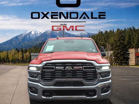 Used 2026 RAM 2500 Big Horn AWD/4WD image 3